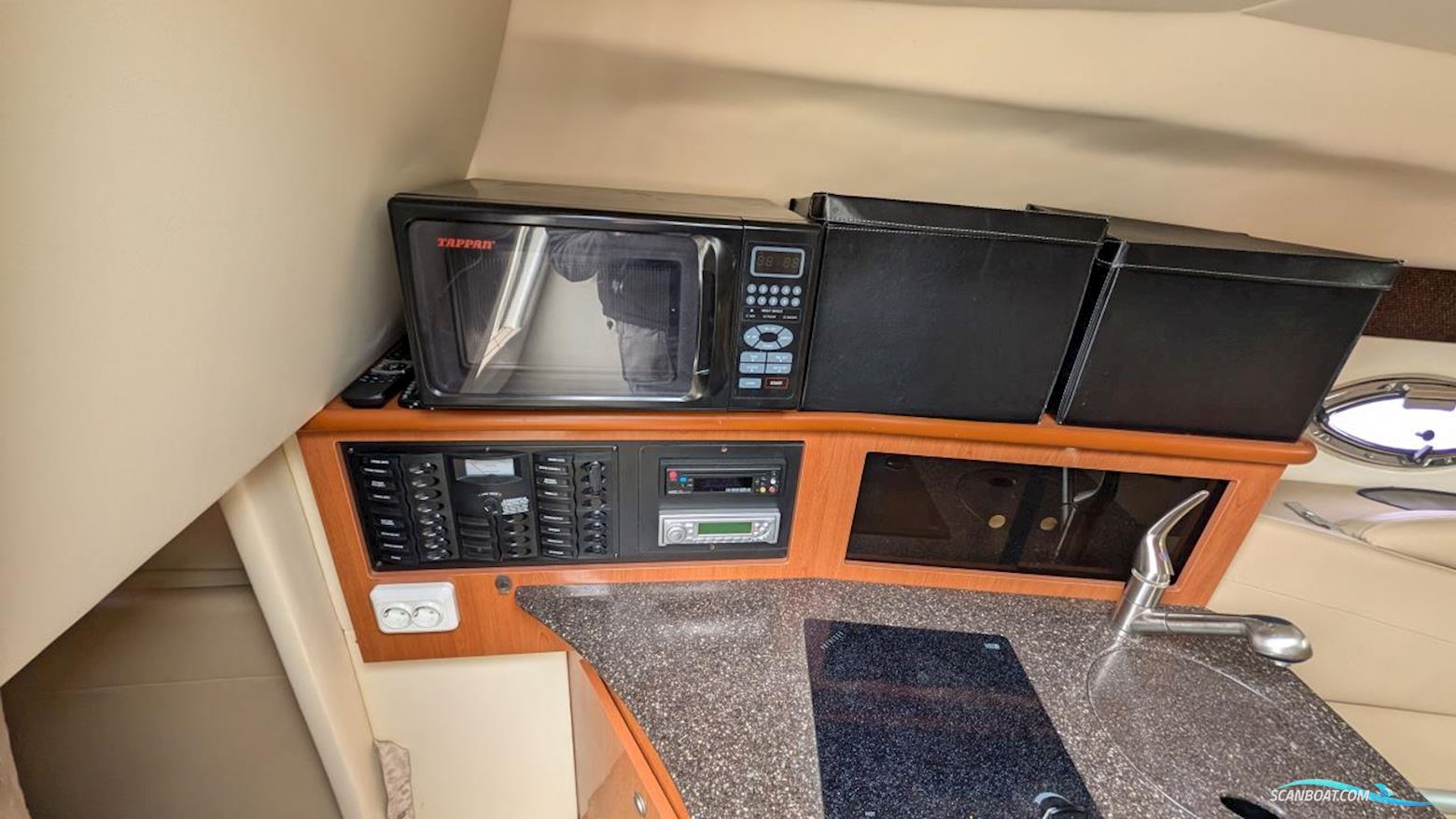 Maxum 2500 SE