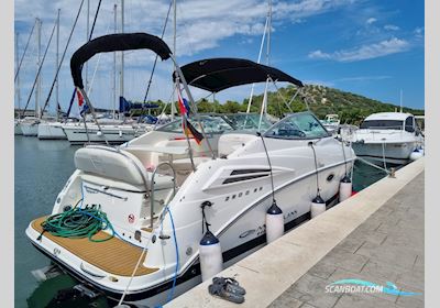 Maxum 2500 Sport Express Motorbåt 2008, med Mercruiser 350 Mag Bravo 3 motor, Kroatien