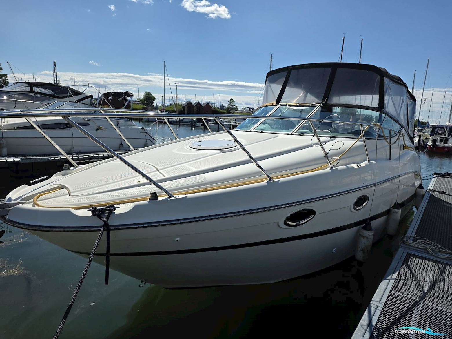 Maxum 2700 Src