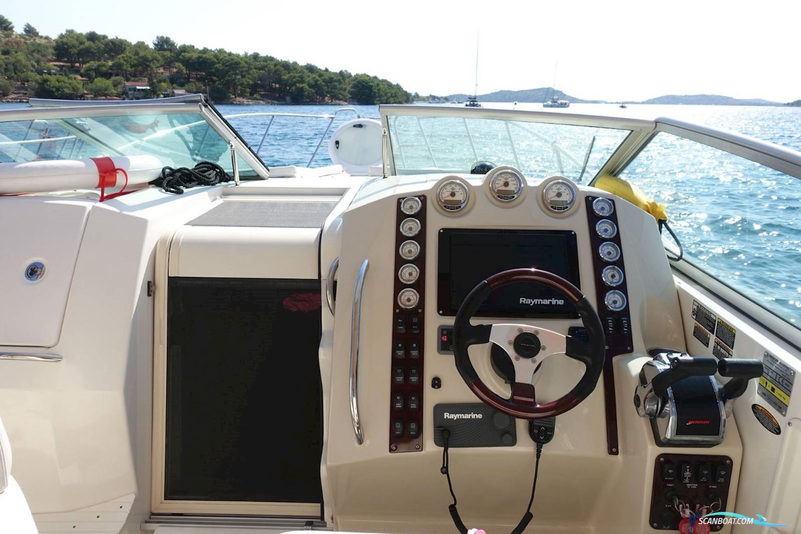 Maxum 2900 Sport Express