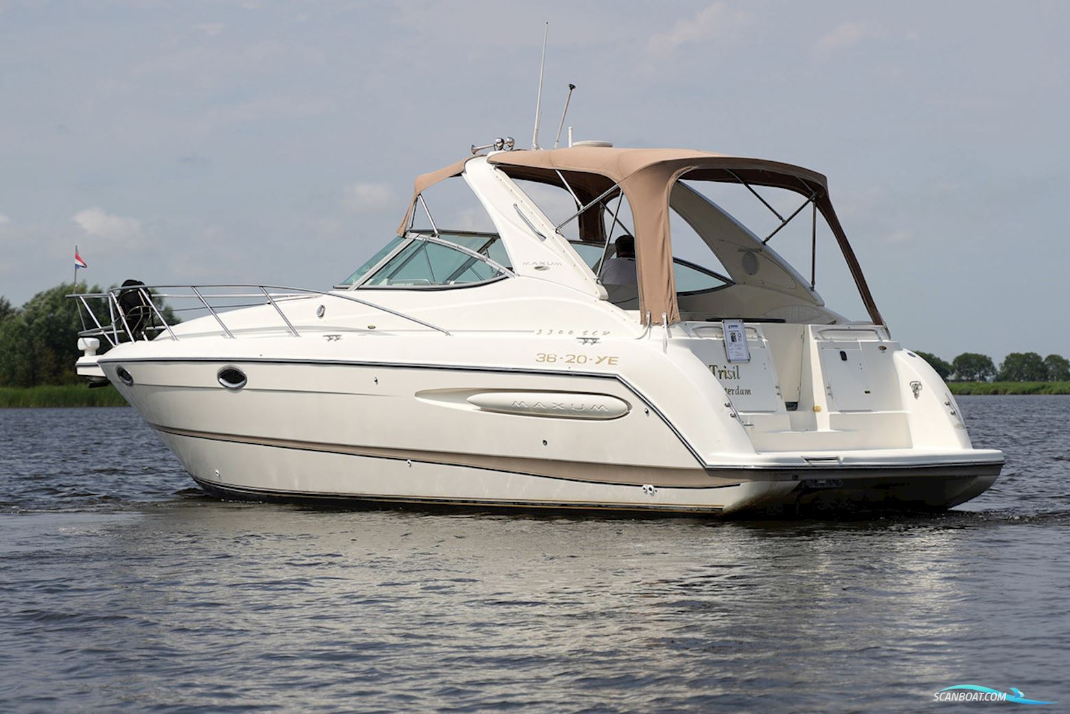 Maxum 3300 Scr