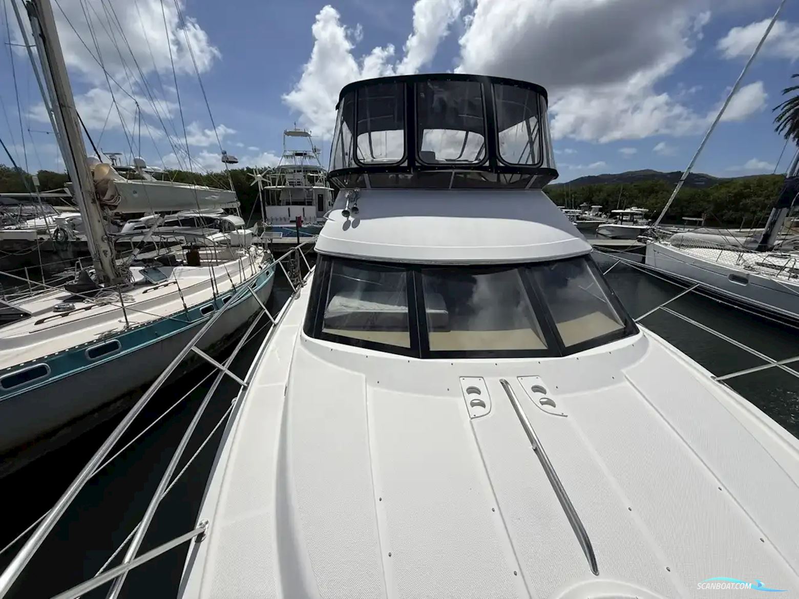 Meridian 459 Motor Yacht
