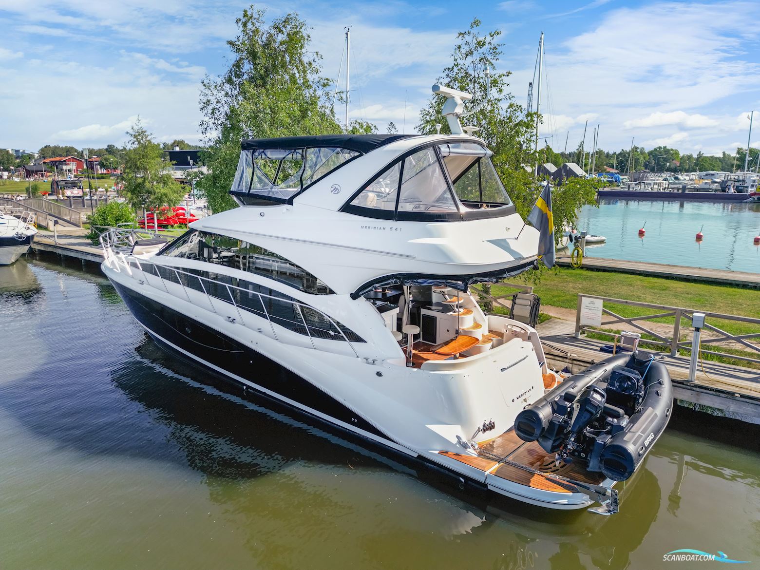 Meridian 541 Motorbåt 2012, med Cummins motor, Sverige