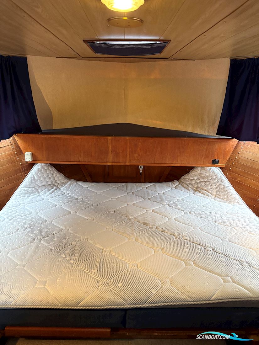 Merivene 1210 Fishmaster Targa