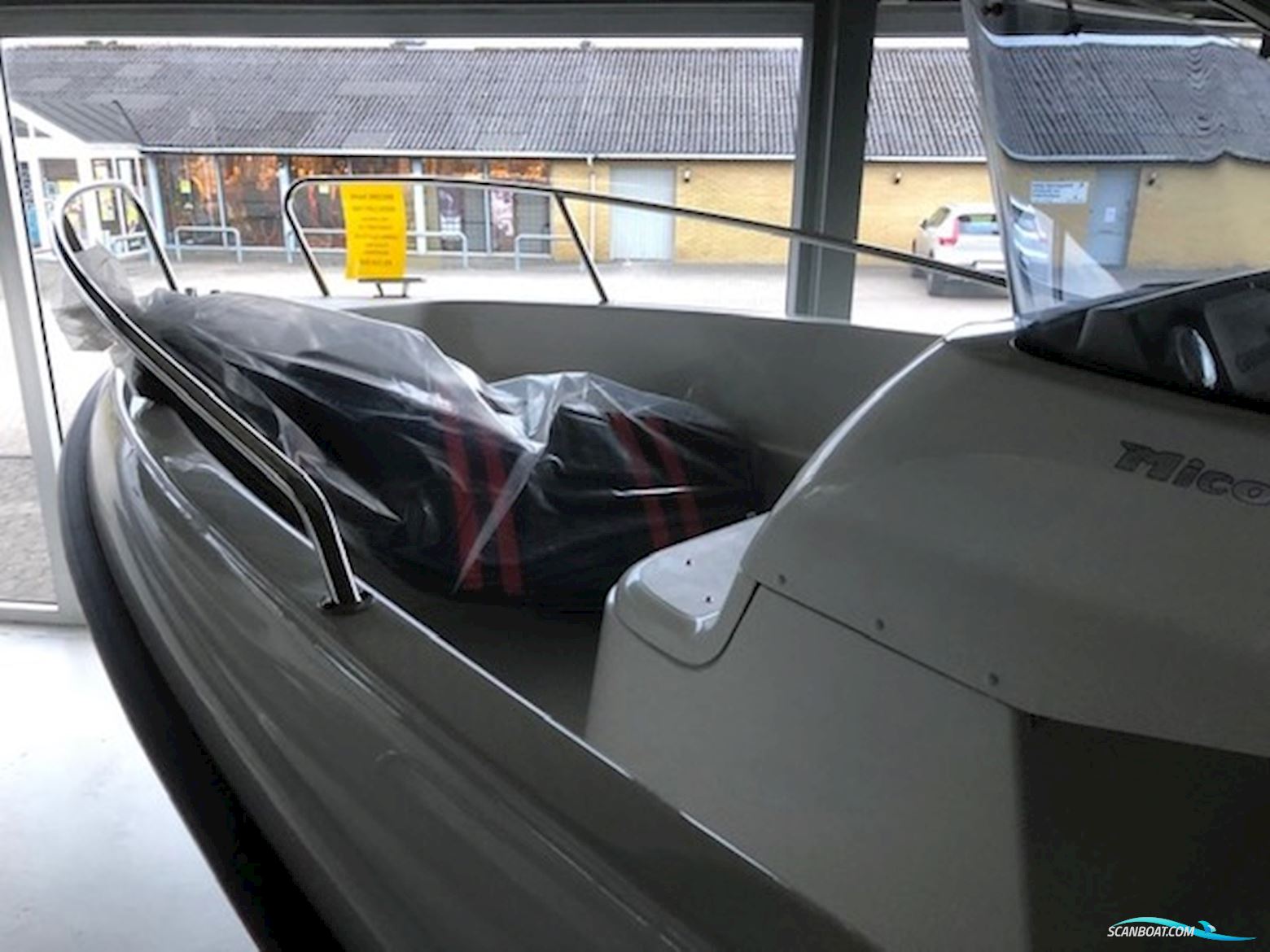 Micore X 48 med Mercury F60 EFI ELPT - Garmin navigation/ekkolod