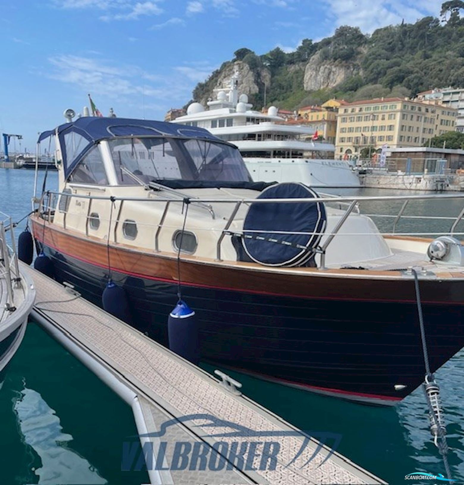 Mimì Libeccio 11 Motorbåt 2005, med VM Motori MD 706 LH motor, Italien