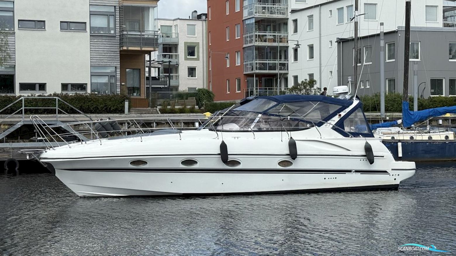 Mira 37 DC Motorbåt 2004, med Volvo Penta motor, Sverige