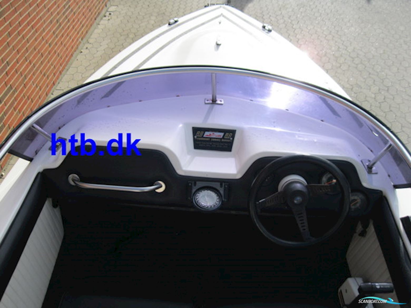 Mirage powerboat 15,6" m/Evinrude 115 hk V4 - NEDSAT !