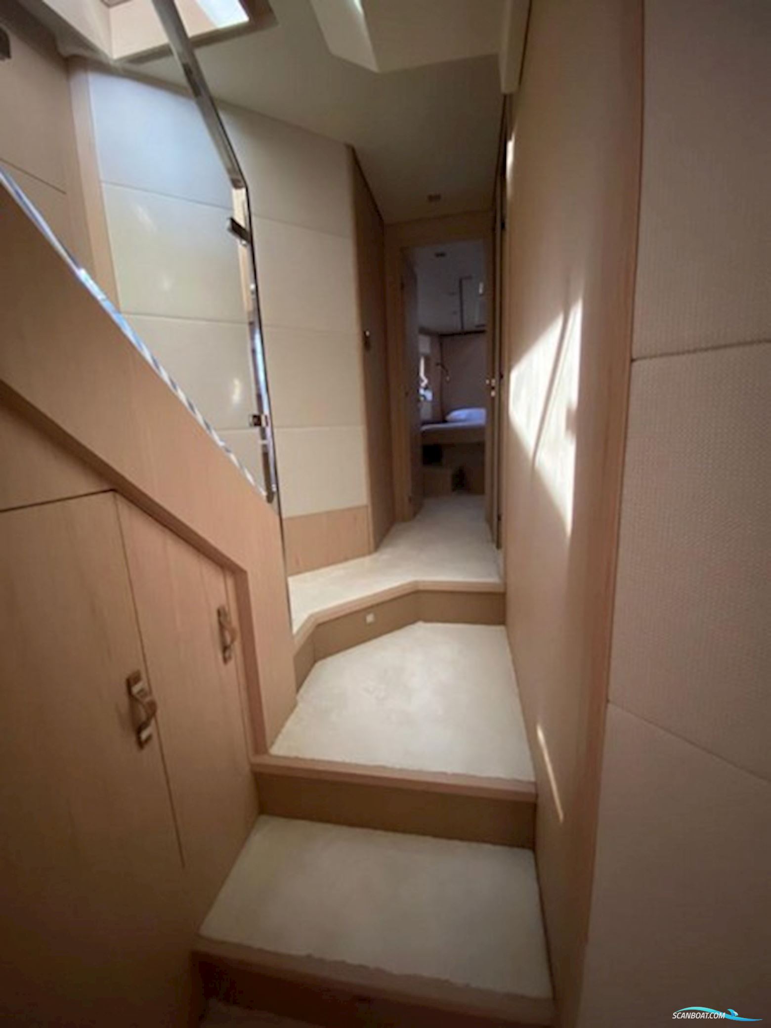 Monte Carlo Yachts 6