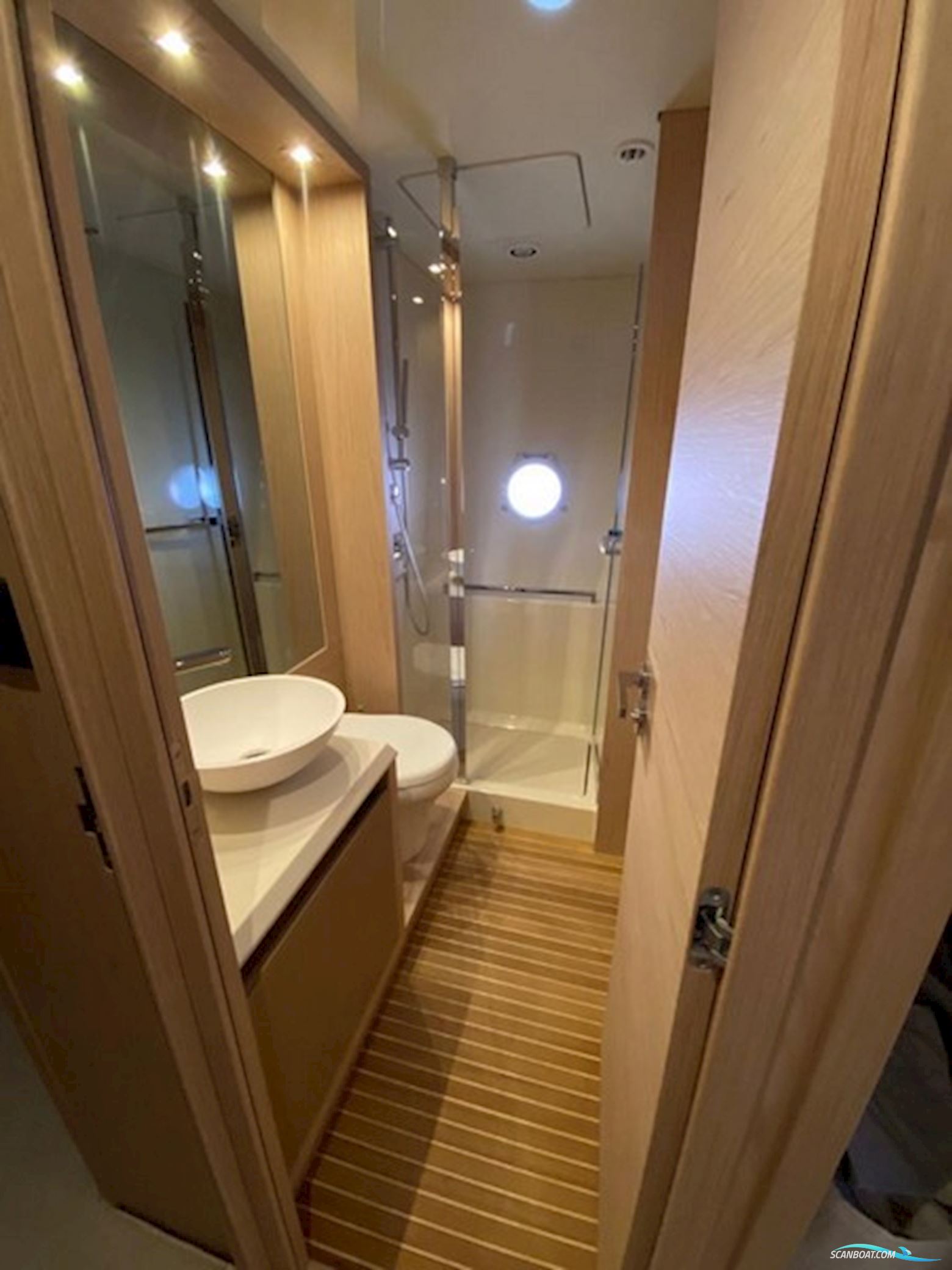 Monte Carlo Yachts 6