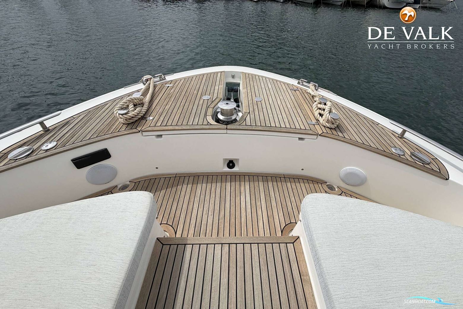 Monte Carlo Yachts 65
