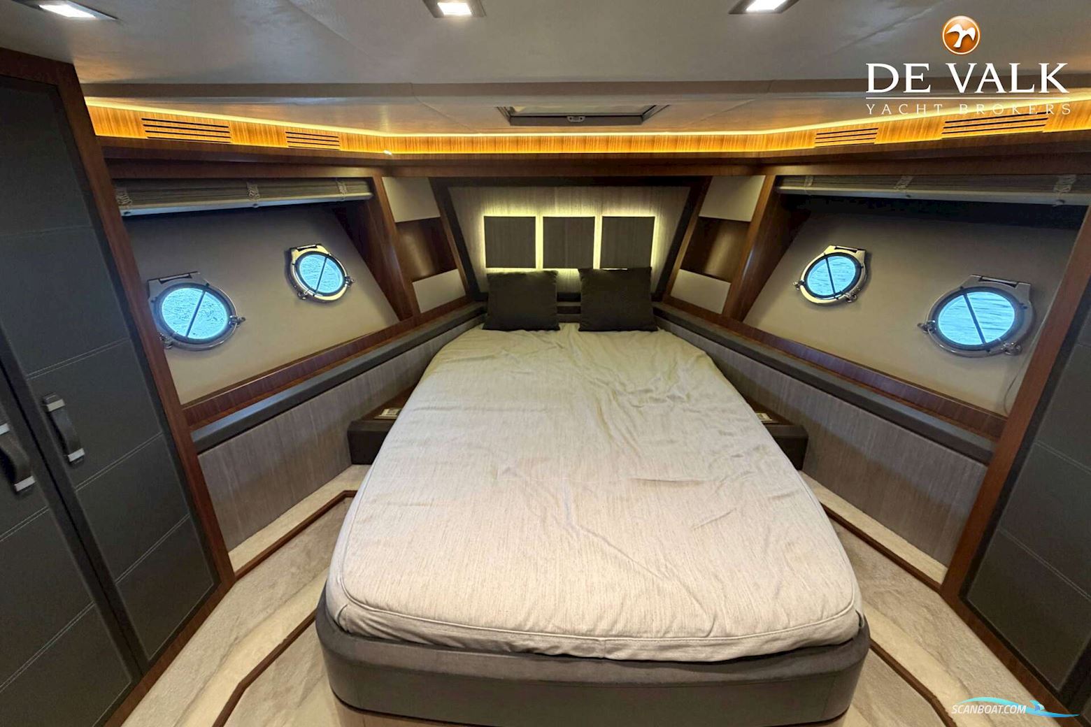 Monte Carlo Yachts 65