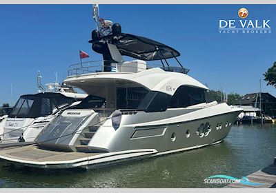 Monte Carlo Yachts Mcy 70 Motorbåt 2015, med Man motor, Holland