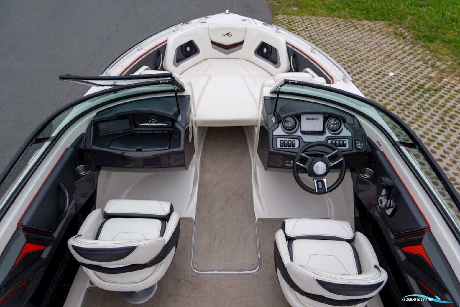 Monterey  238 Super Sport