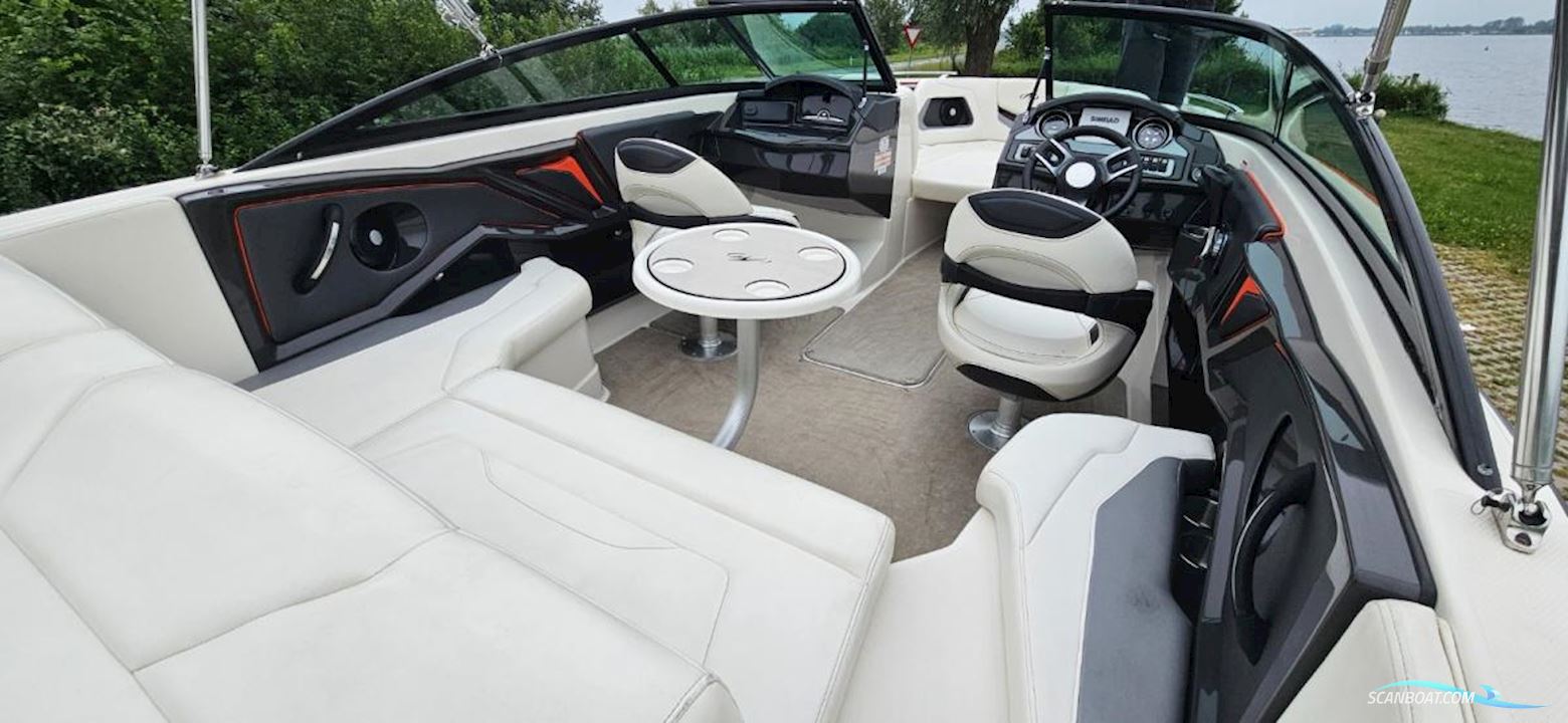 Monterey  238 Super Sport