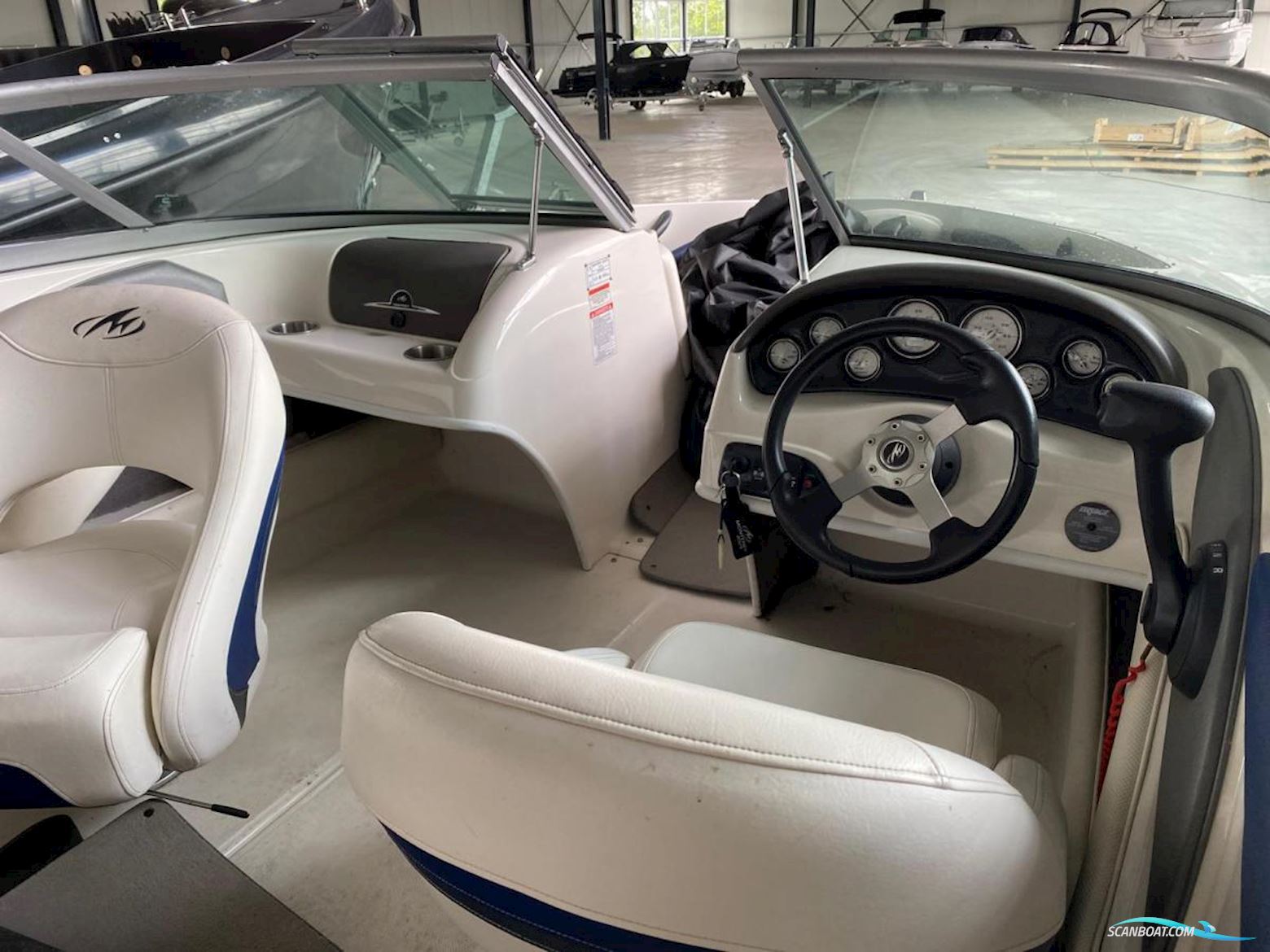 Monterey 180 FS Bowrider