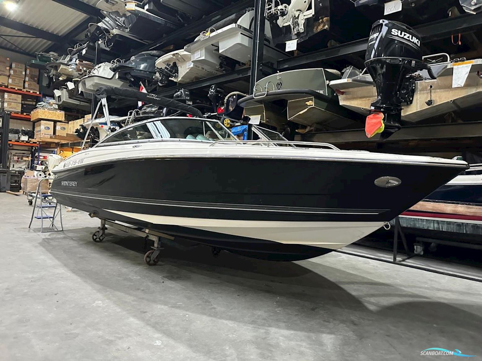 Monterey 214FS Bowrider