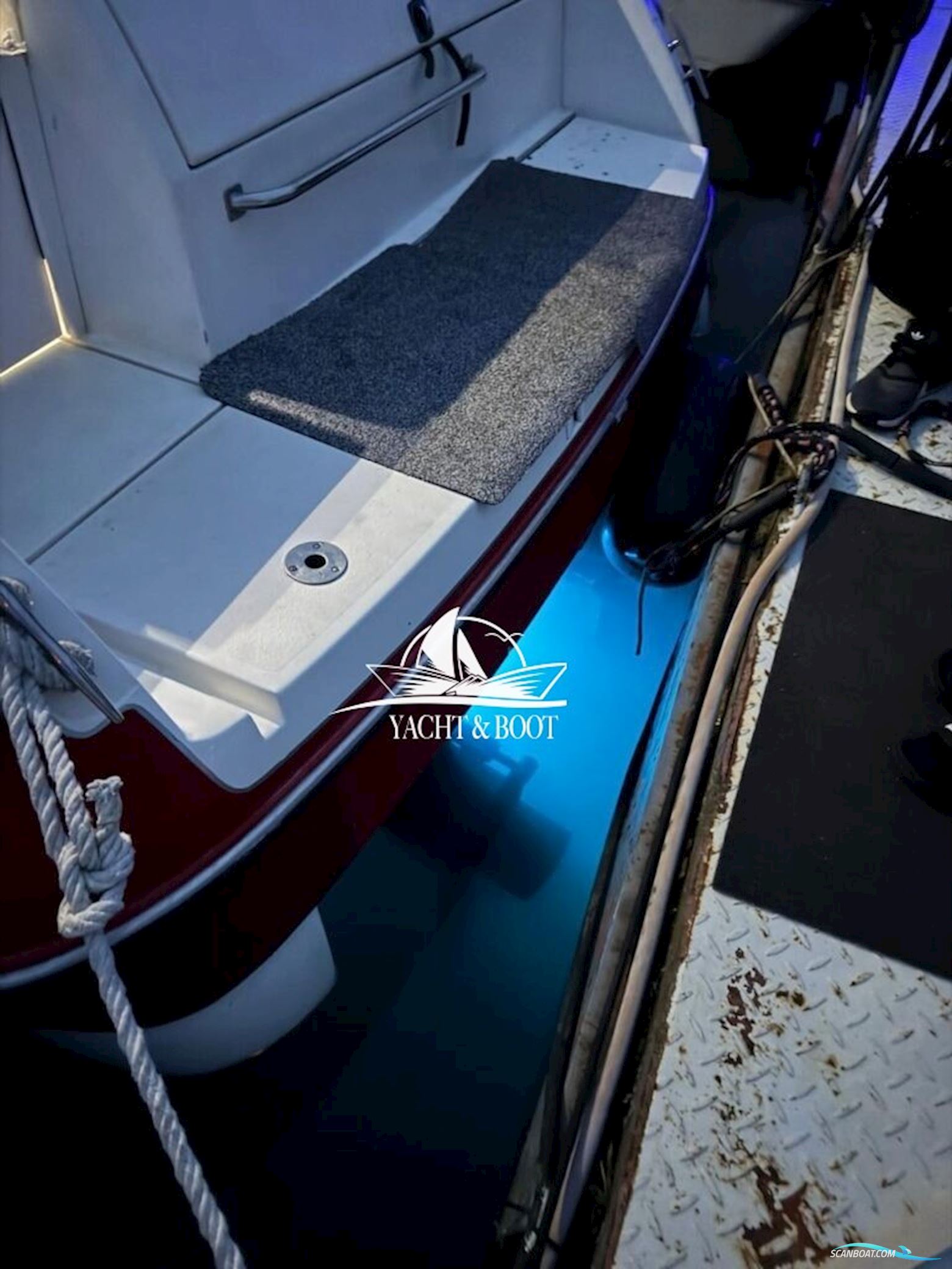 Monterey 250 Cruiser