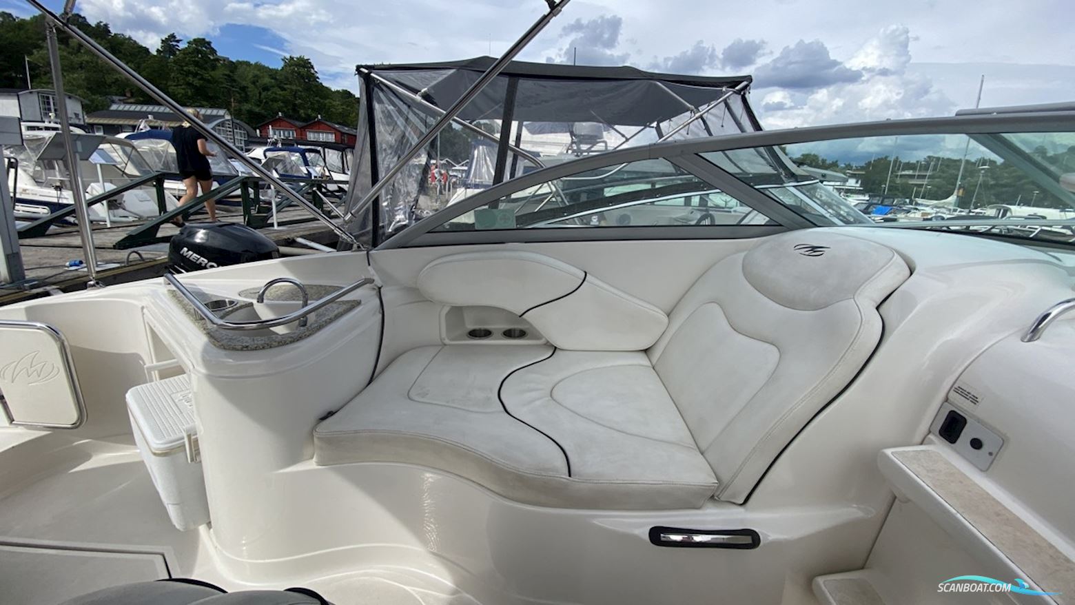 Monterey 250 CRUISER