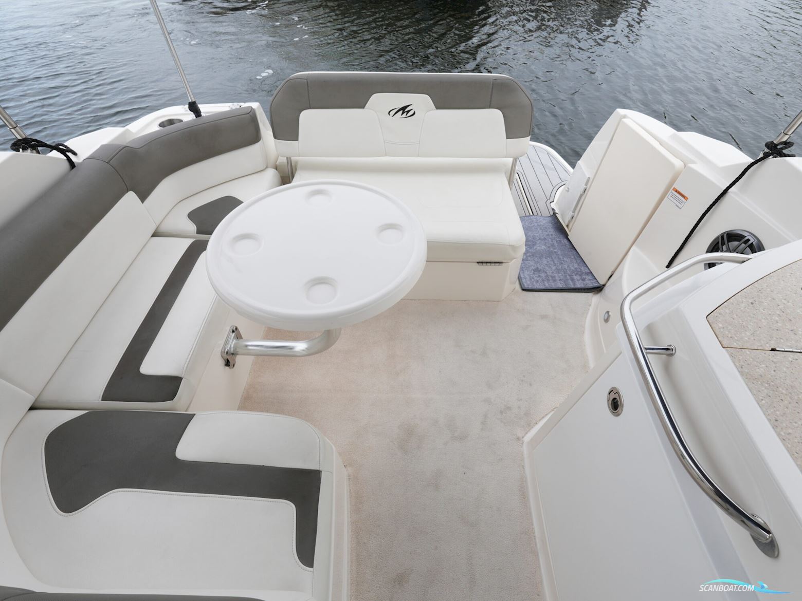 Monterey 260 Sport Cruiser