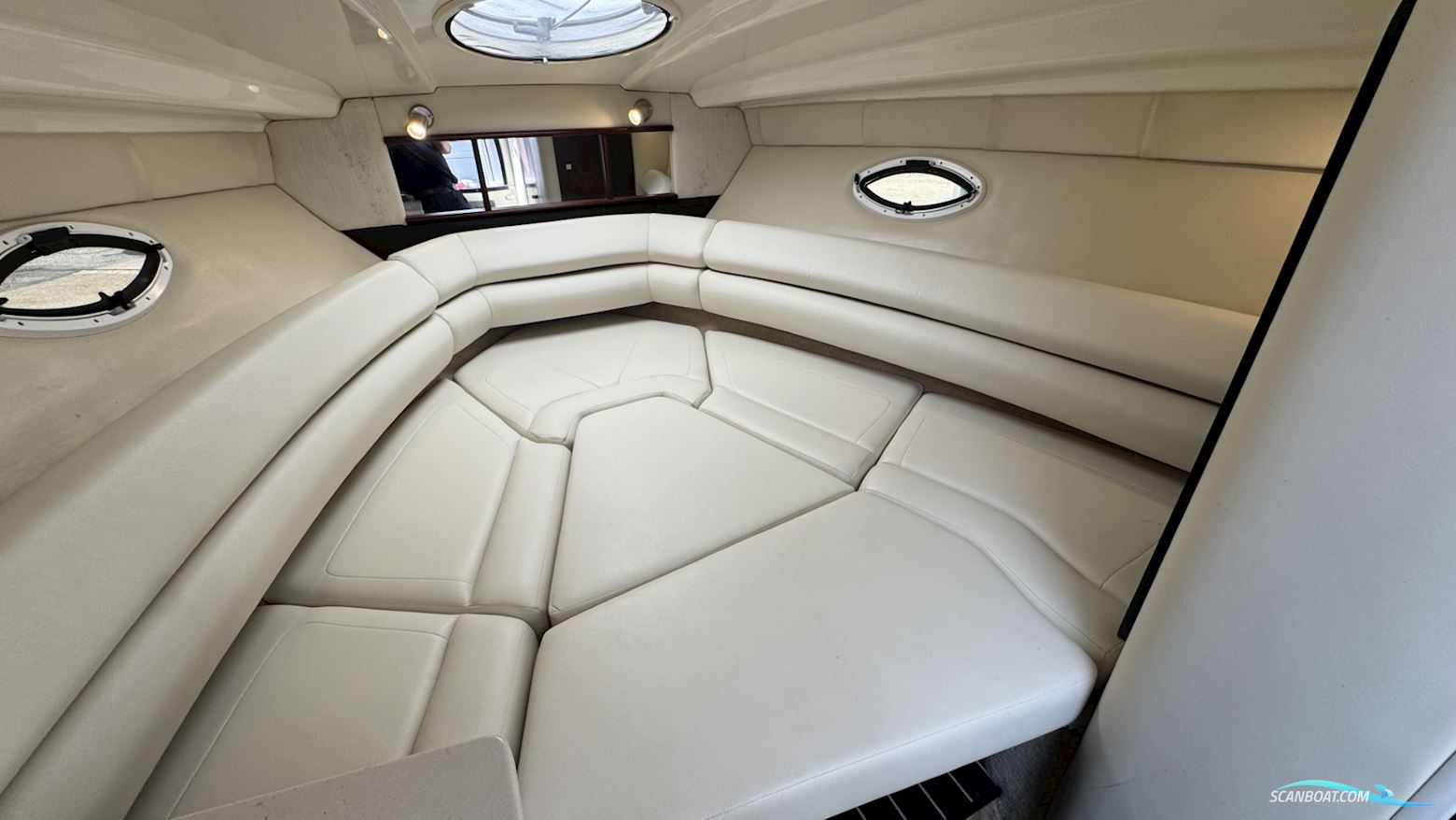 Monterey 275 Sport Yacht