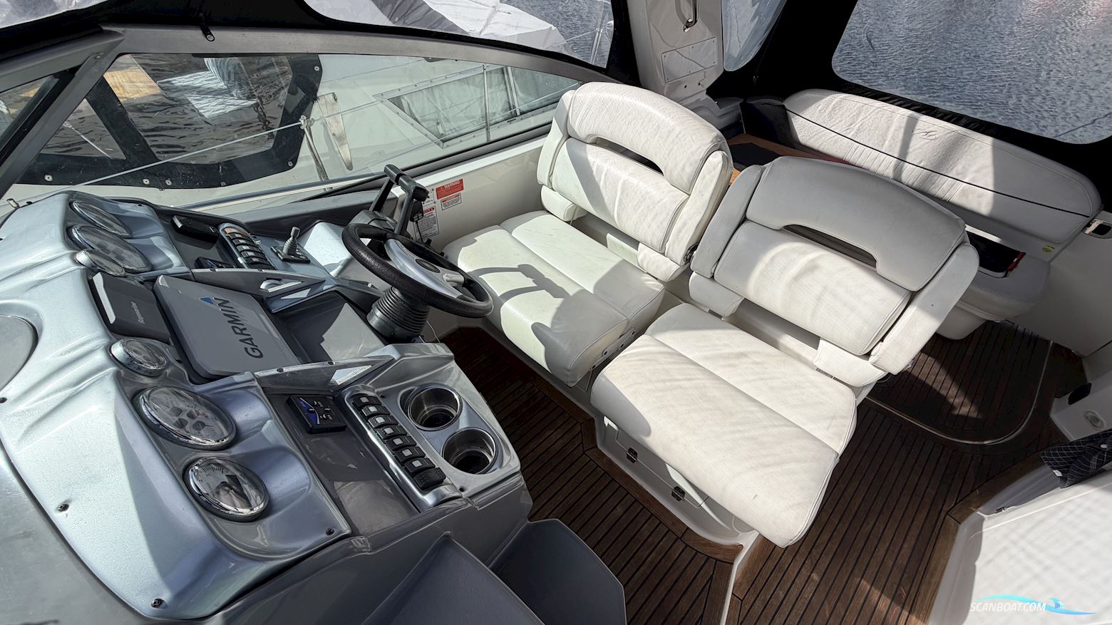 Monterey 290