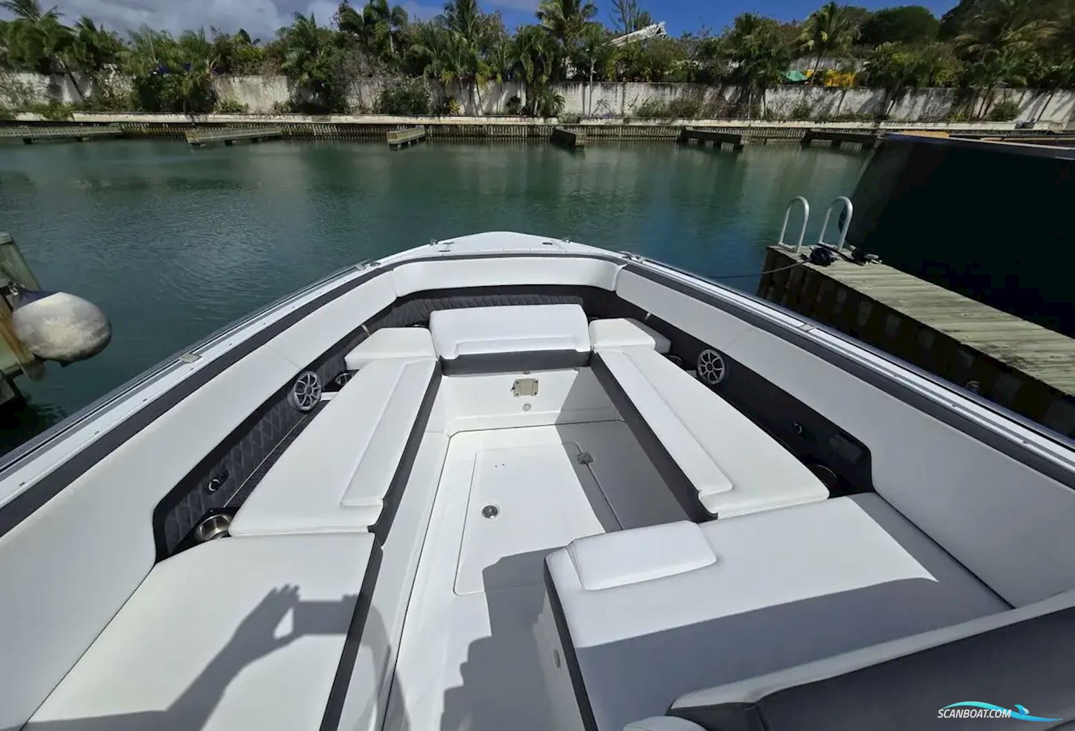 Monterey 378 Super Express