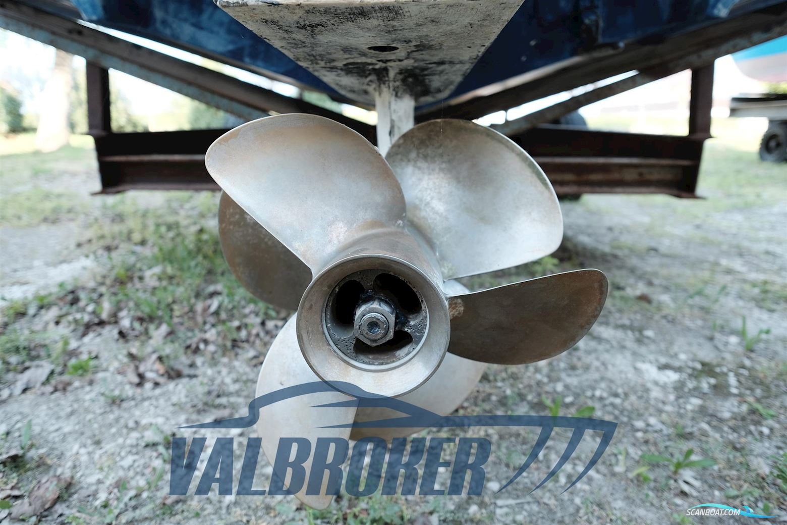 Monterey Boats 245 CR