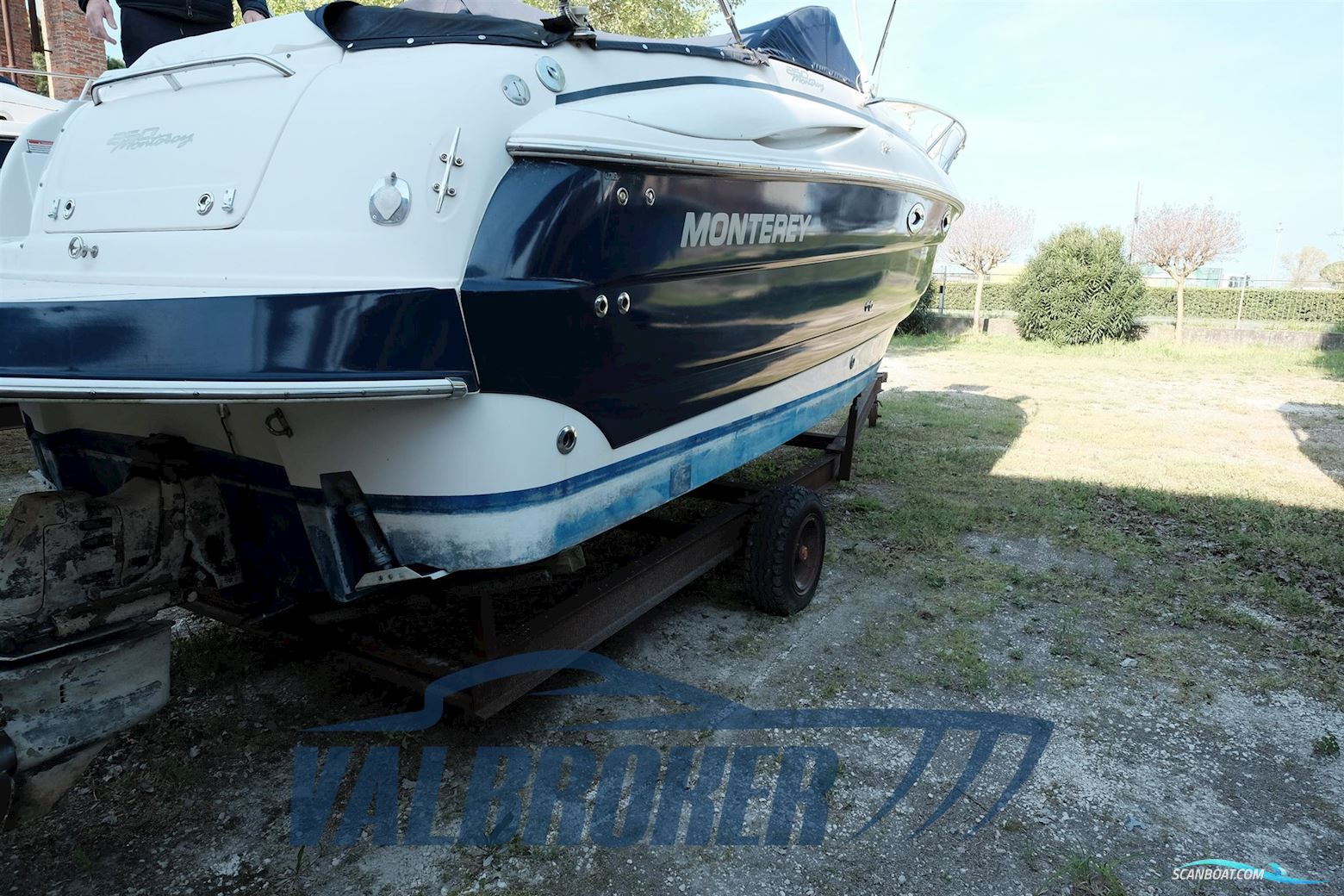 Monterey Boats 245 CR