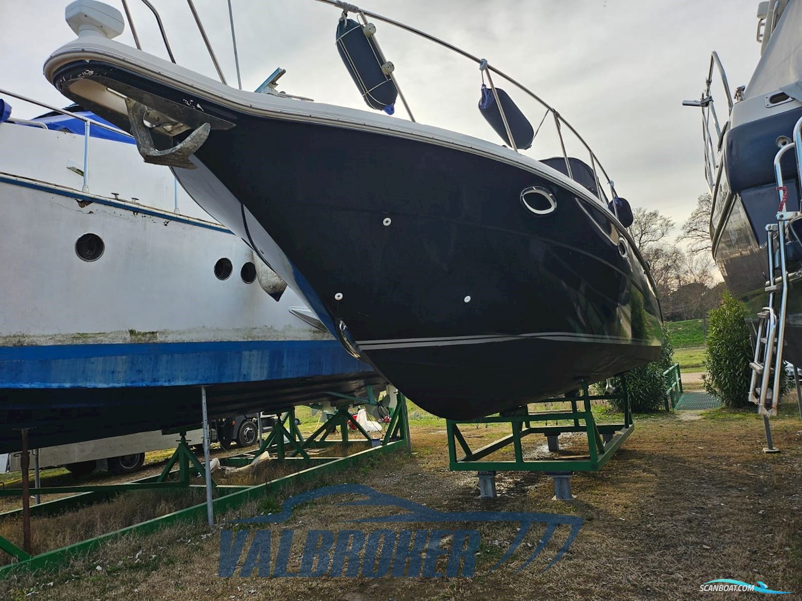 Monterey Boats 322 Cruiser