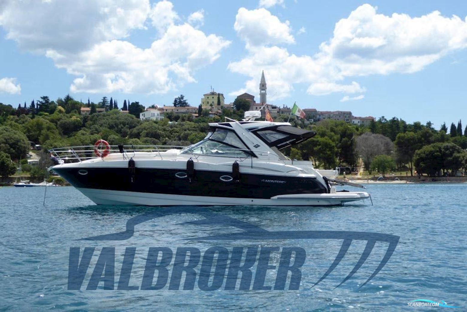 Monterey Boats 415 SY Sport Yacht