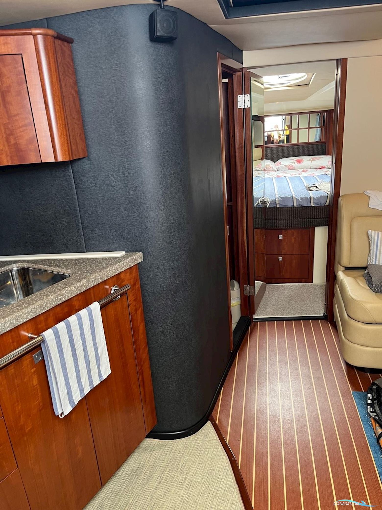 Monterey Boats Monterey 415 Sport