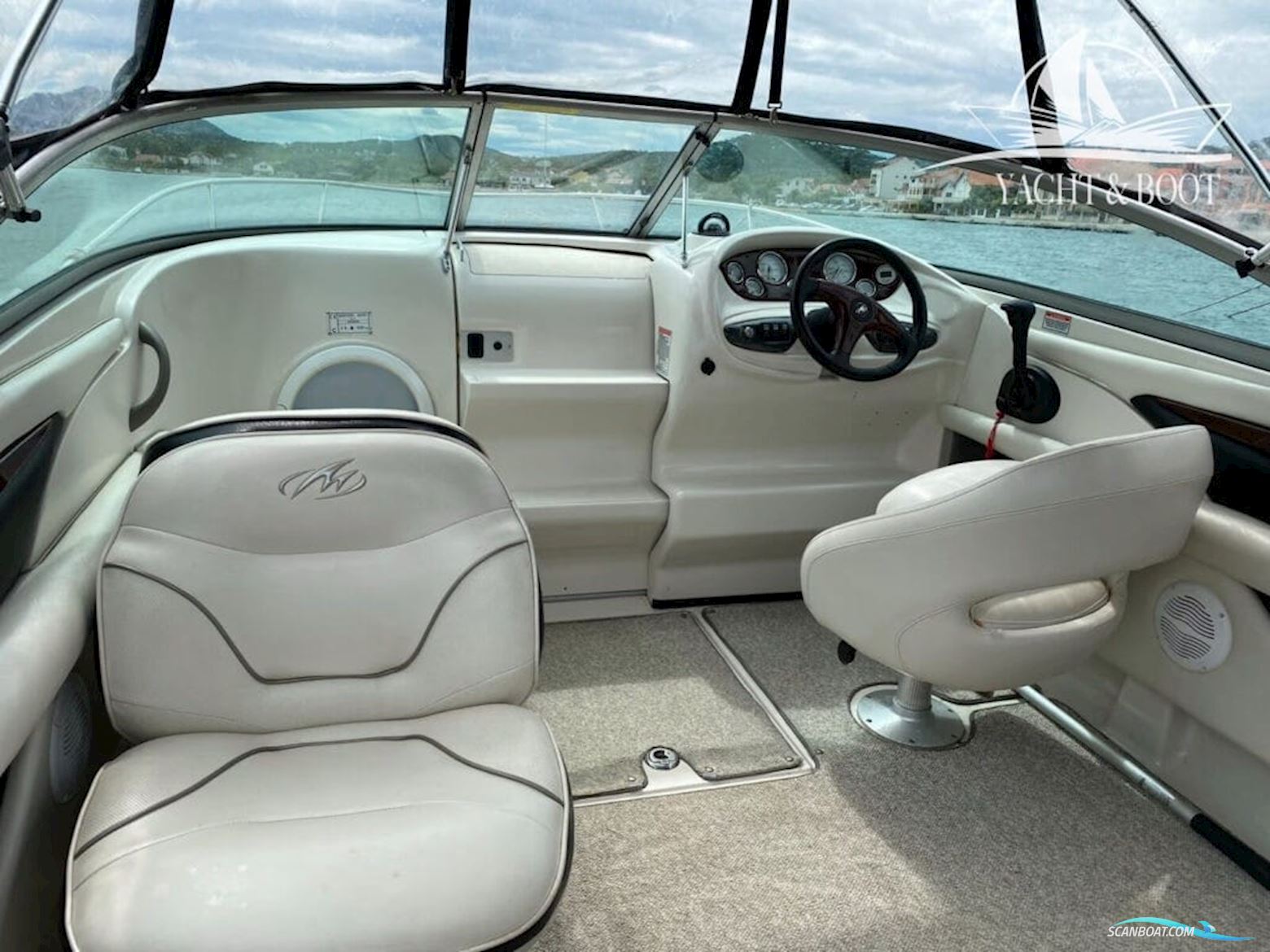 Monterey Montura 218 LC