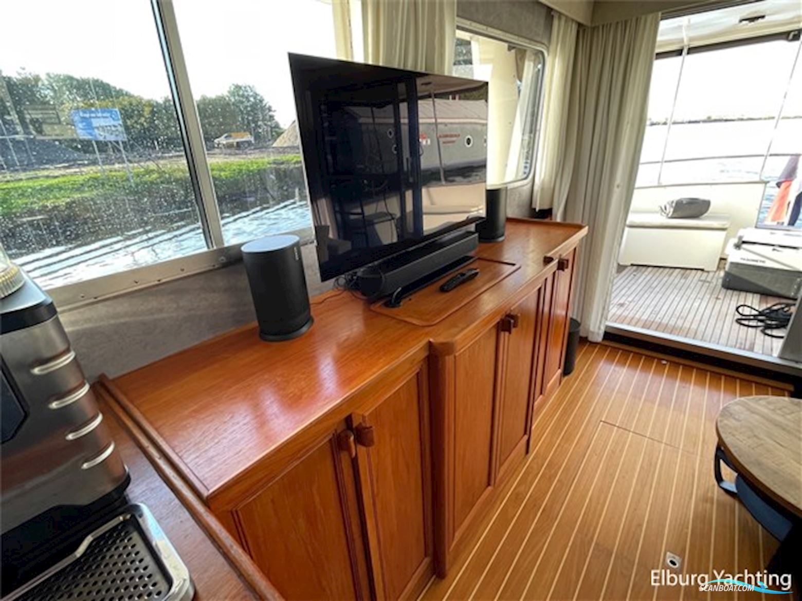 Moody Trawler 50 - Stabilizers