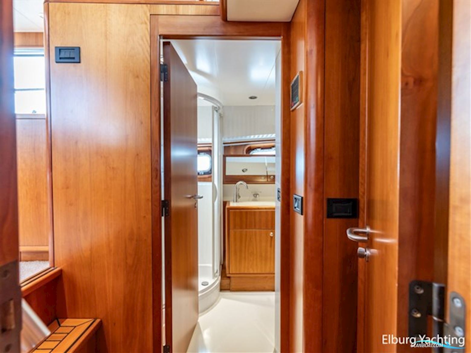 Moonen 68 - Flybridge