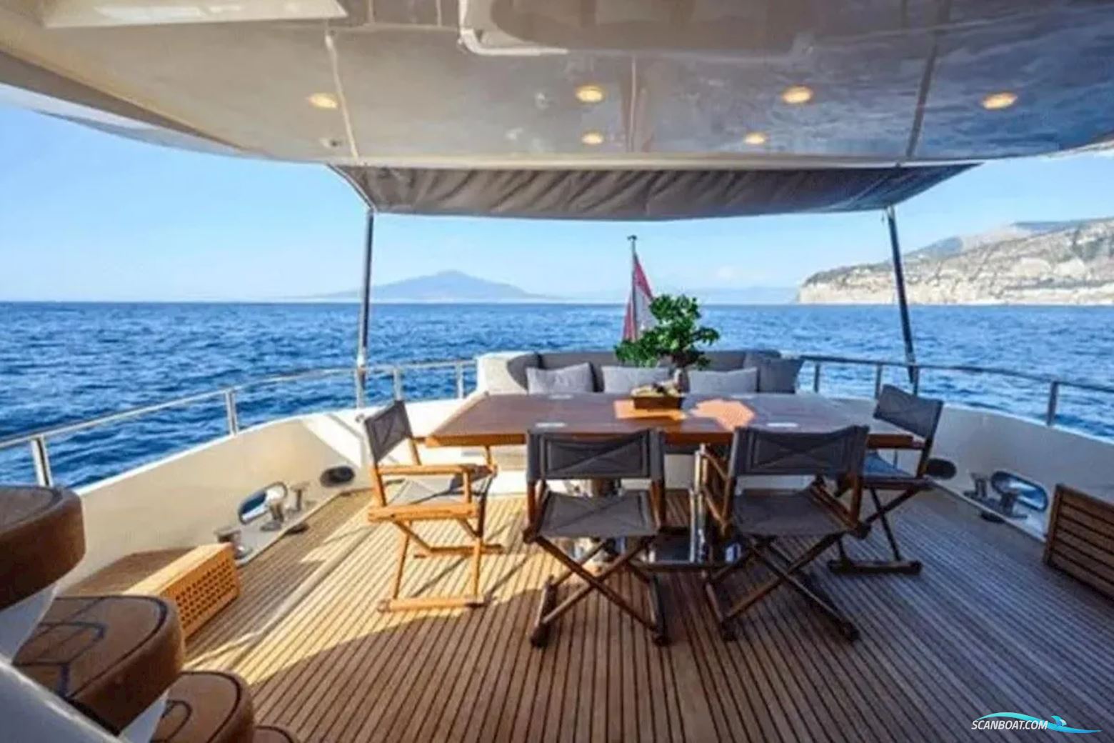 Moonen 68 Flybridge