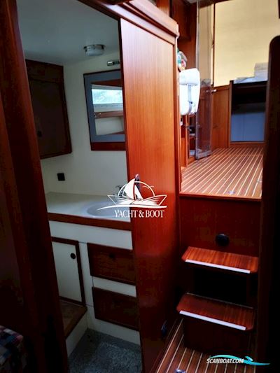 Müritz-Yacht Management Aquilla 900 Traveller Motorbåt 2011, med Volkswagen Group motor, Tyskland