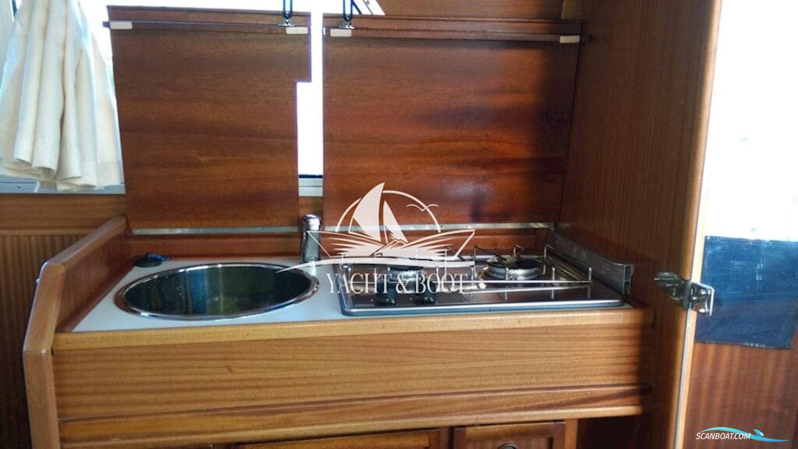 Müritz-Yacht Management Aquilla 900 Traveller