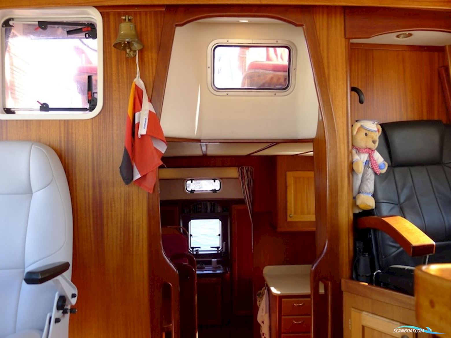 Najad Trawler 37 Flyb.