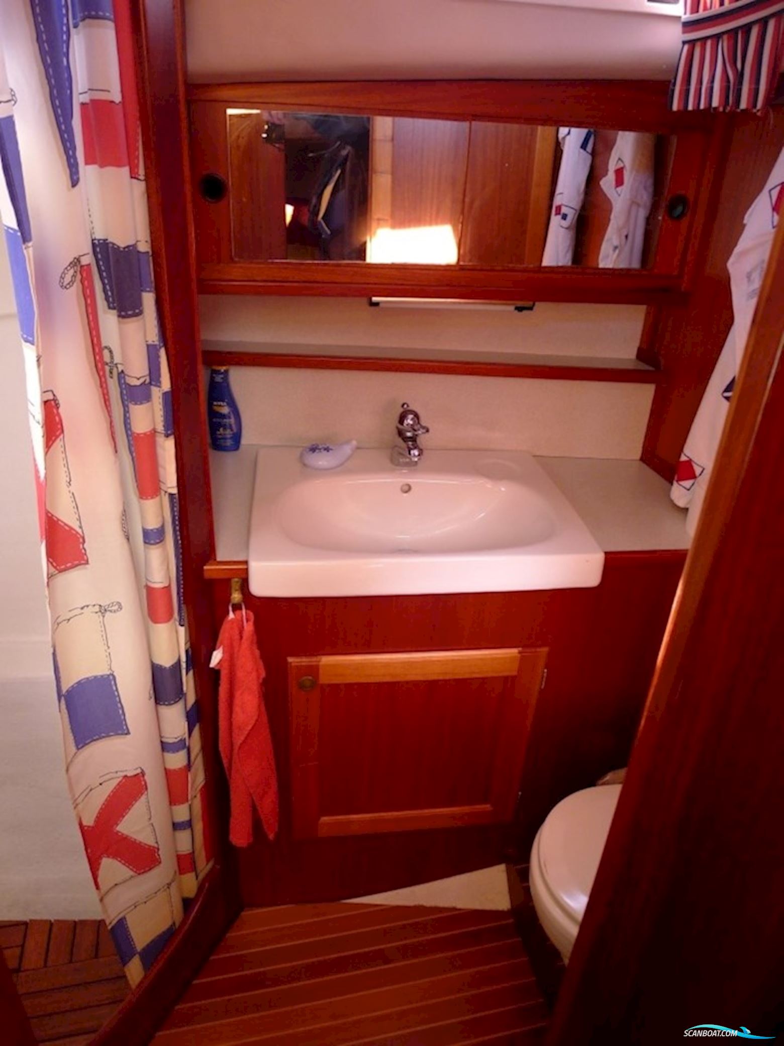 Najad Trawler 37 Flyb.