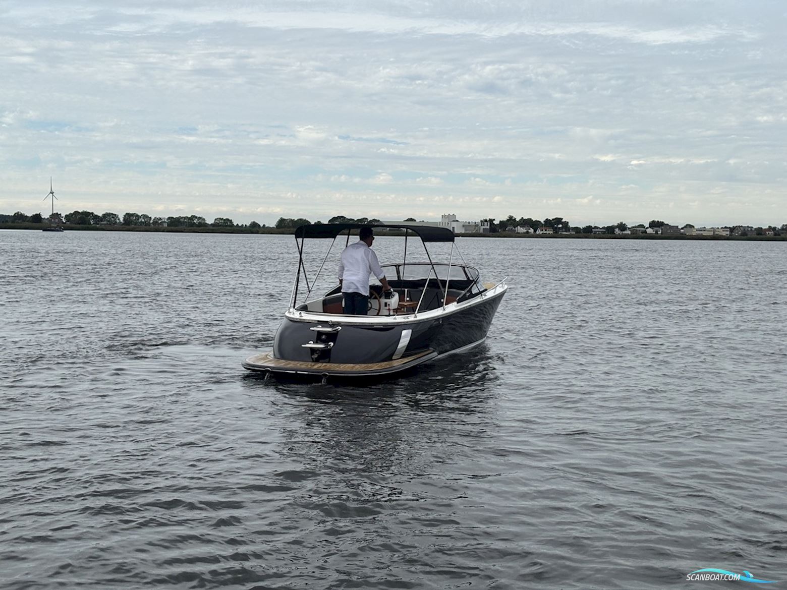 Nauta Spirit 28