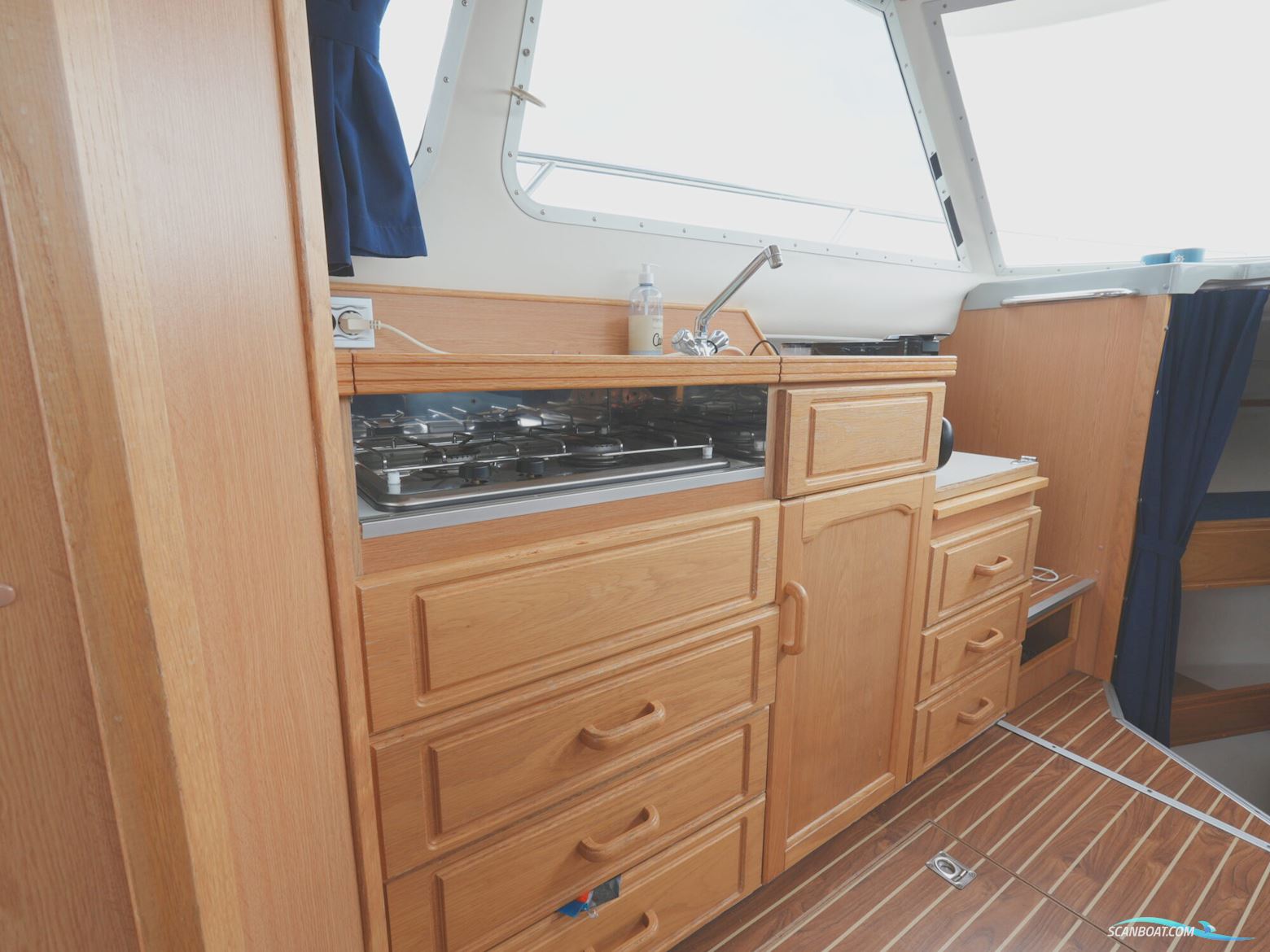 NB Marine 8700