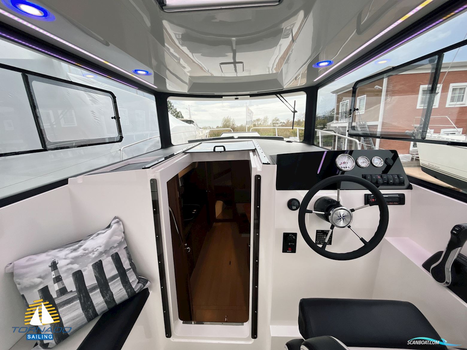 Neon 910