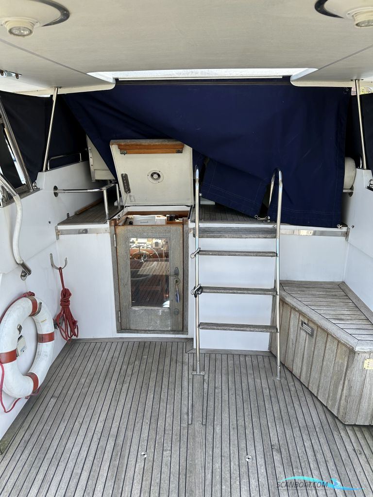 Neptunus 106 m/Flybridge