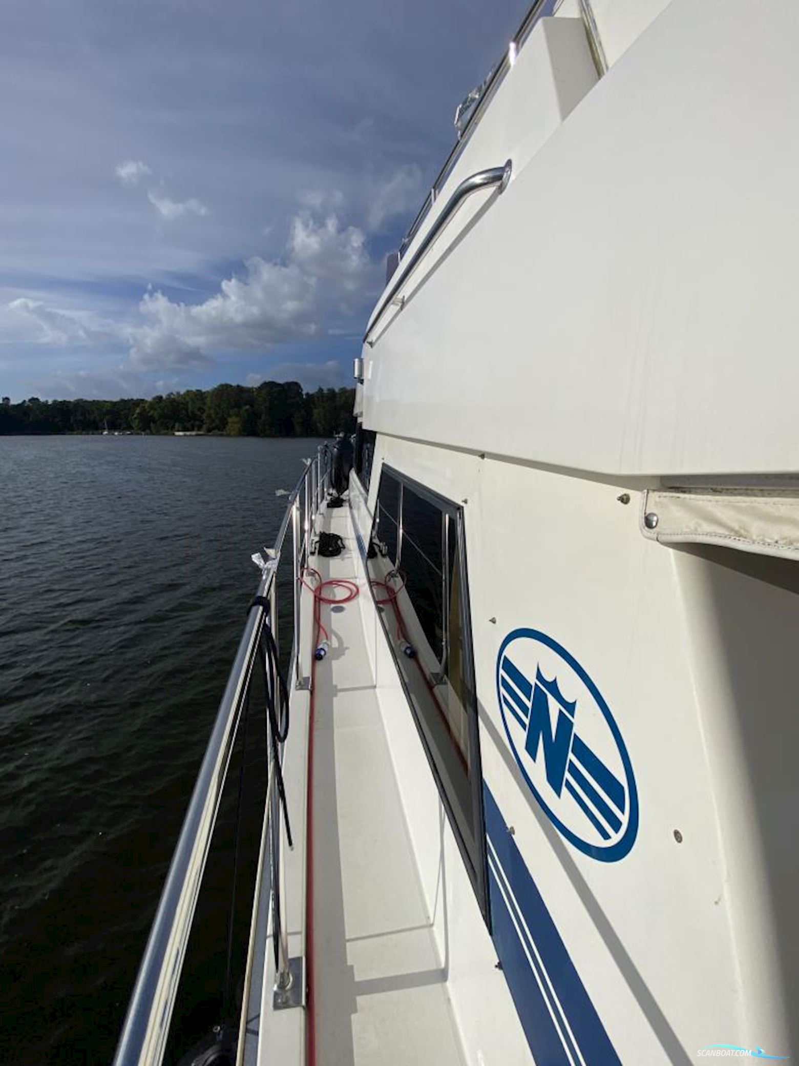 Neptunus 138 Sedan Fly