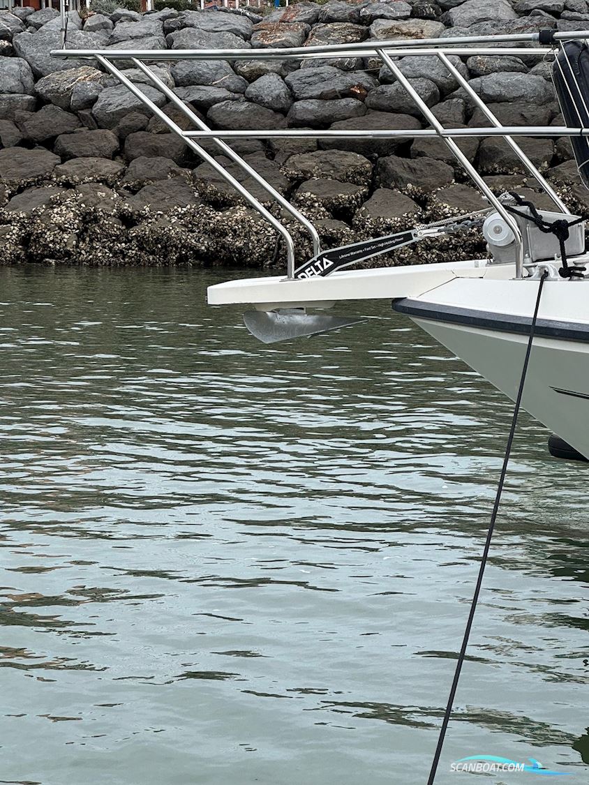 Neptunus 138 Sedan Fly