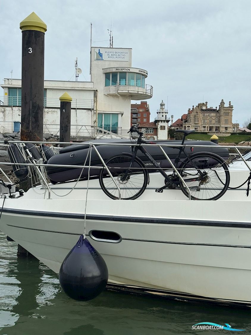 Neptunus 138 Sedan Fly