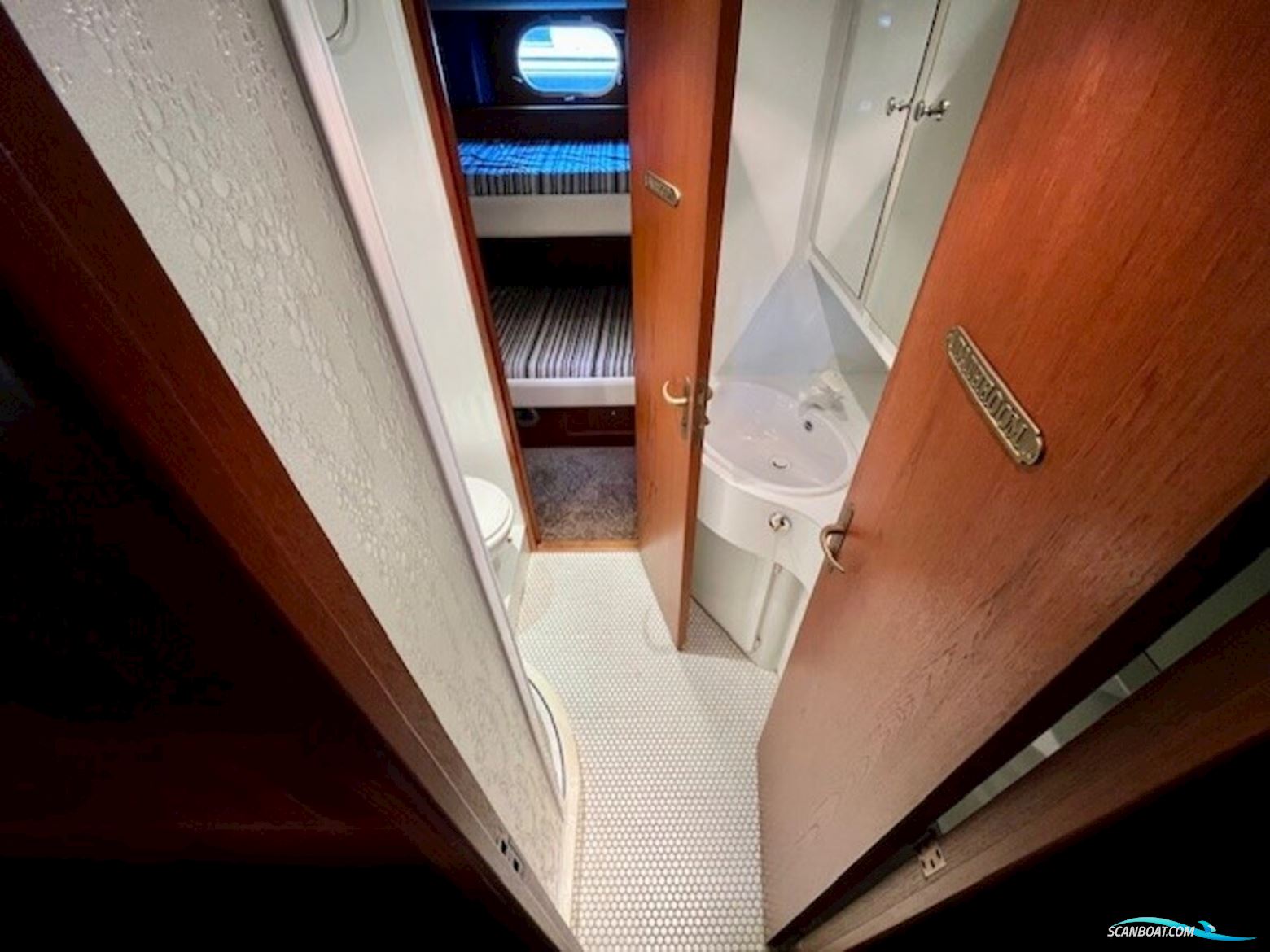 Neptunus 168 Flybridge