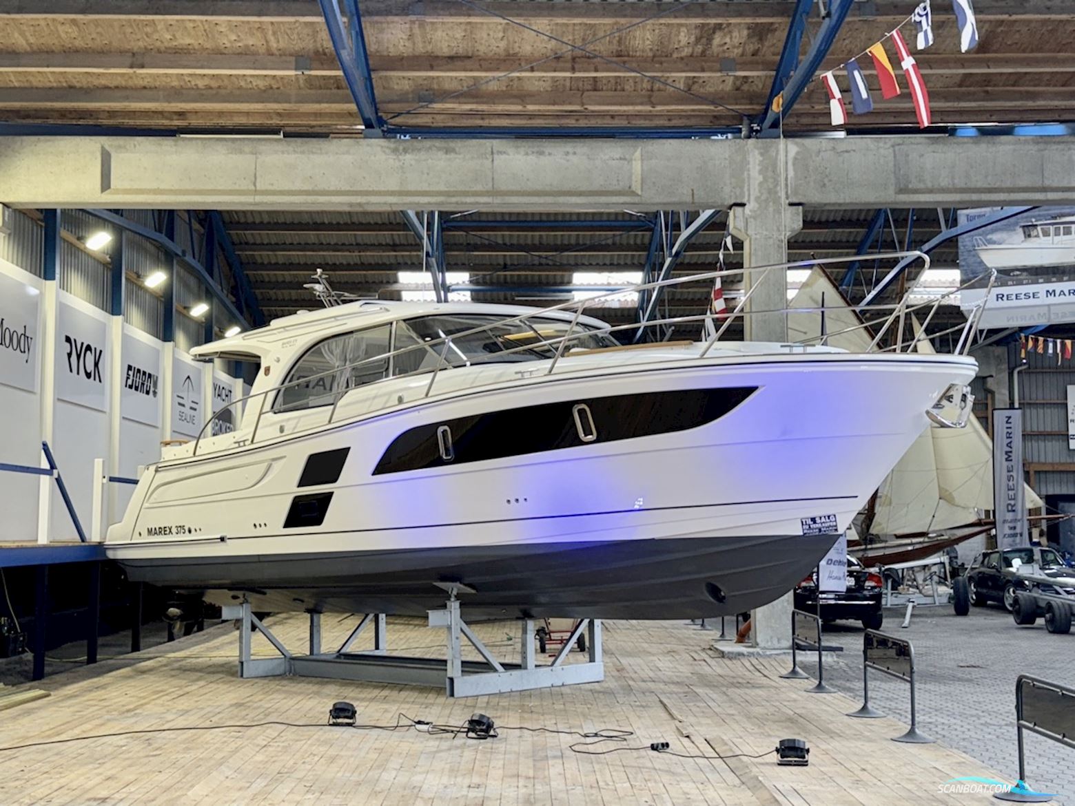 New – Marex 375 – 2024 Motorbåt 2024, Danmark