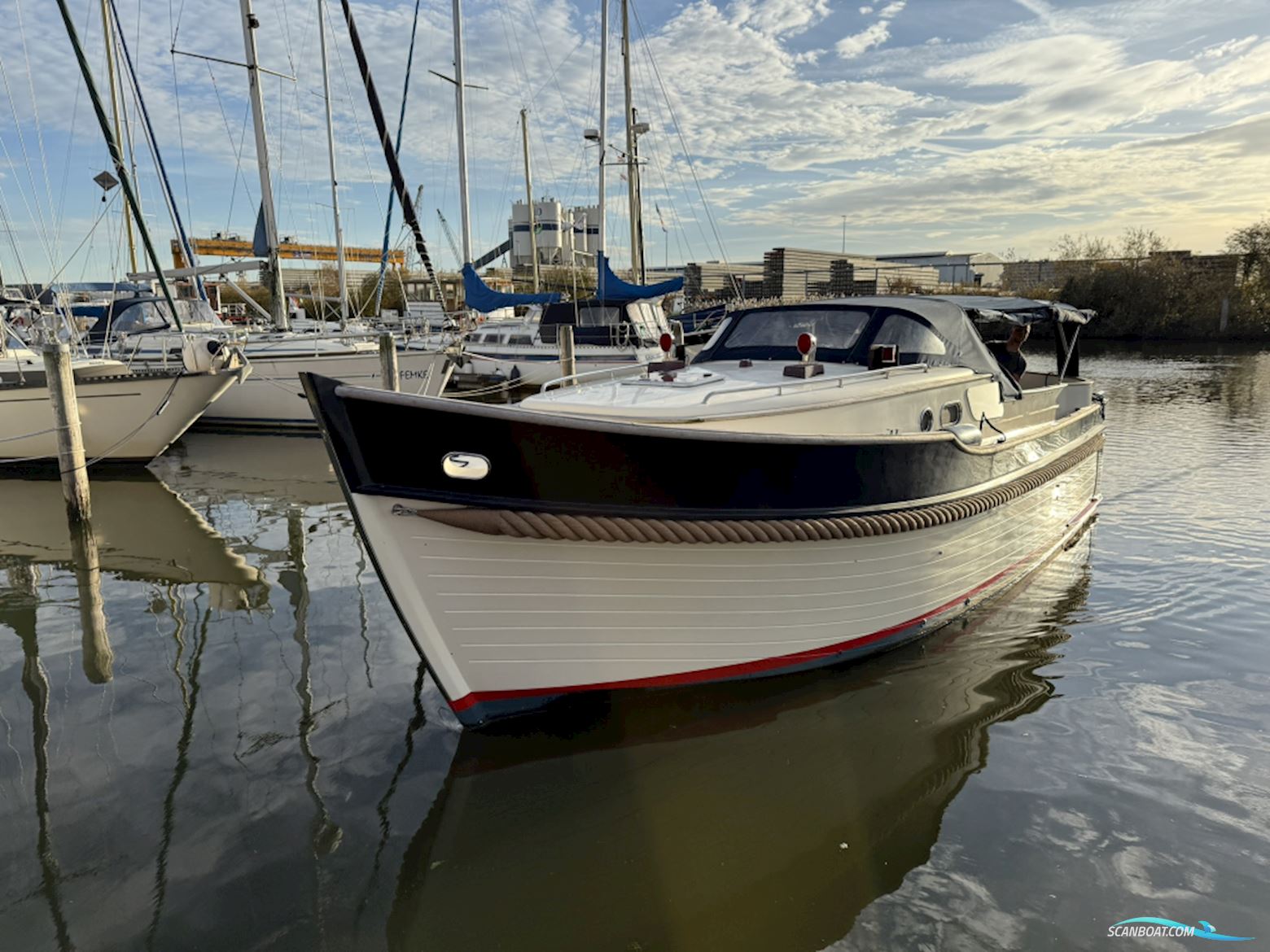 Newport Bass 900 Motorbåt 2006, med Yanmar motor, Holland